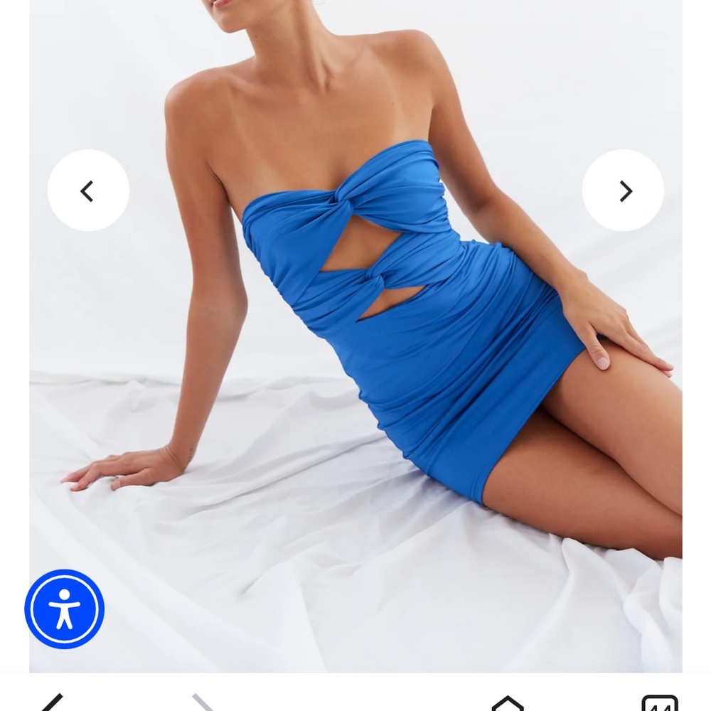 Elegant Blue Strapless Dress